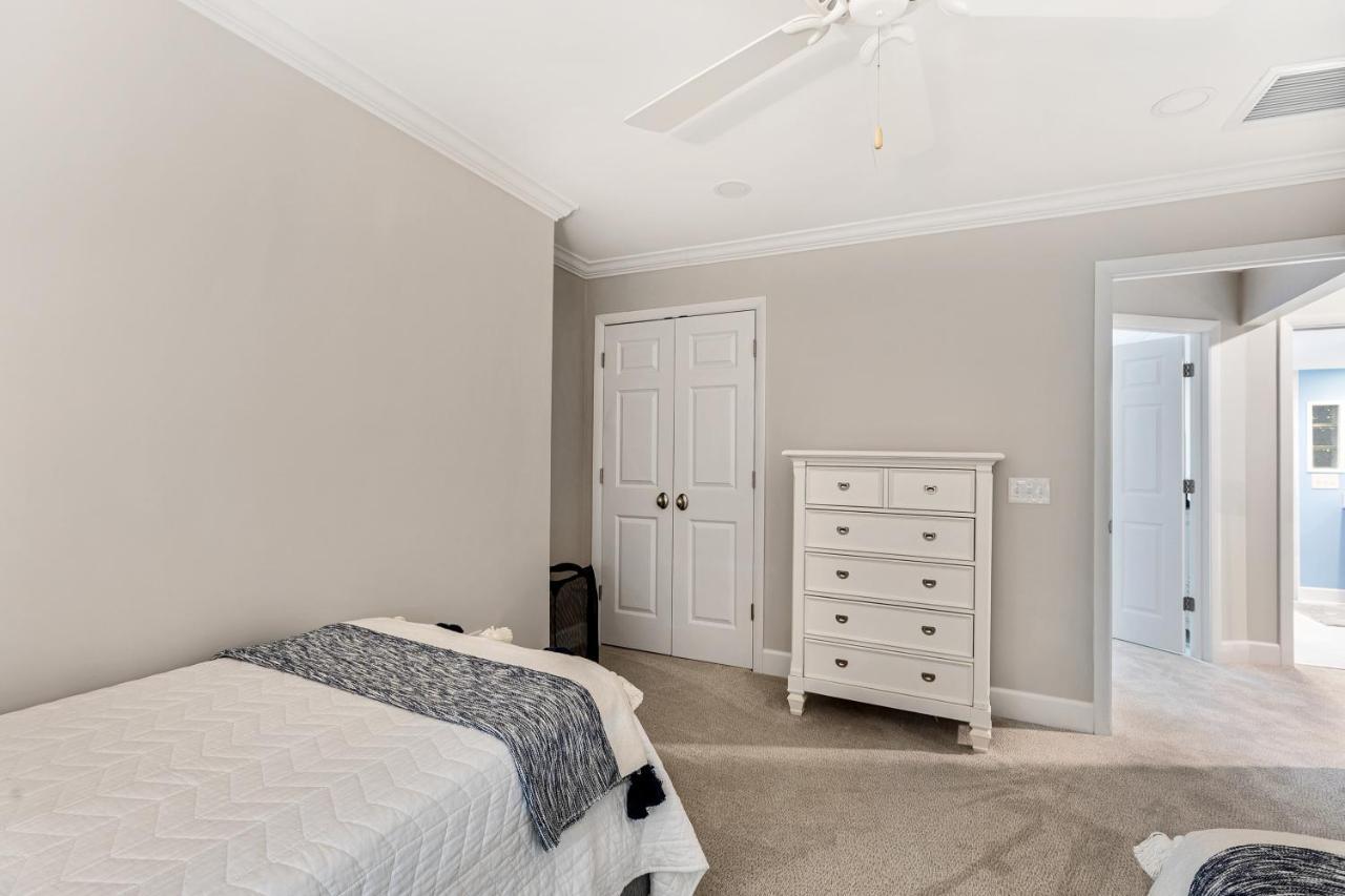 757 Spinnaker Beach House Сийбрук Айлънд Екстериор снимка